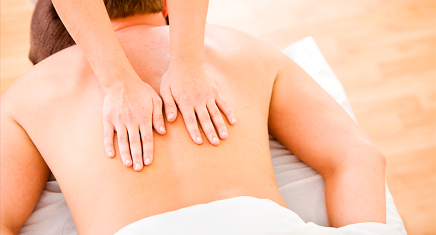 La terapia de masaje ayuda a manejar el estrés