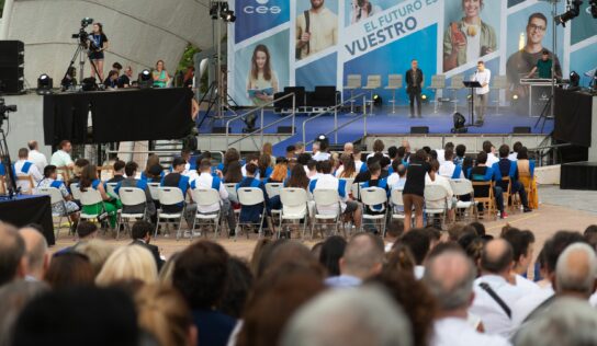 La Escuela CES, el mayor centro audiovisual de Madrid, celebra el acto de graduación de sus alumnos