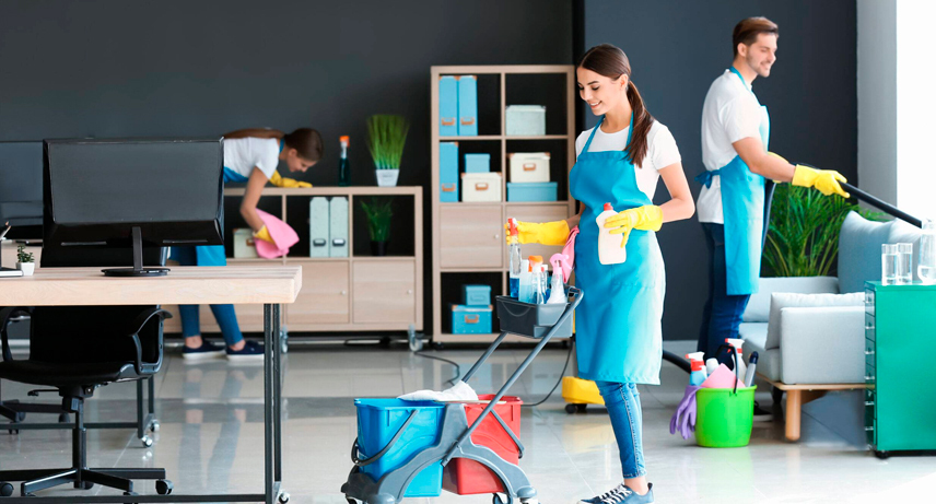 ¿Con qué frecuencia se debe realizar la limpieza de oficinas?