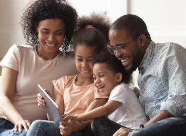 5 claves para disfrutar de la tecnología en familia sin que arruine las Navidades