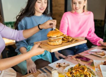 La reconocida cadena La Calle Burger, consigue un nuevo franquiciado en Rubí junto a Tormo Franquicias