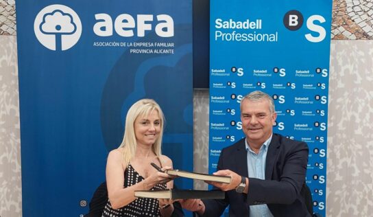 La Junta Directiva de AEFA muestra su apoyo al Banco Sabadell y renueva su colaboración para facilitar la continuidad de la empresa familiar