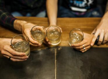 La ginebra artesanal de Cabecita Loca o artesanía en cada gota