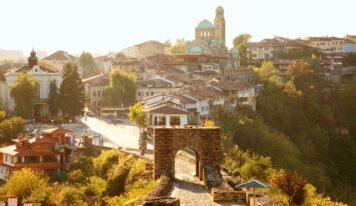 KAYAK revela los destinos de mayor tendencia entre los viajeros españoles este otoño