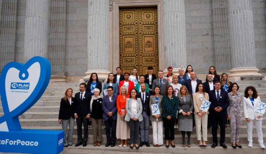 El informe ‘Still We Dream: Niñas y jóvenes en situaciones de conflicto’ destaca cómo el género y la edad determinan las experiencias en situaciones de conflicto