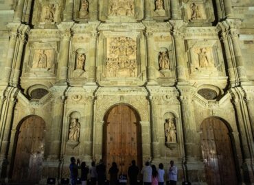 Gobierno de Oaxaca e Iberdrola México iluminan la Catedral Metropolitana con tecnología de vanguardia