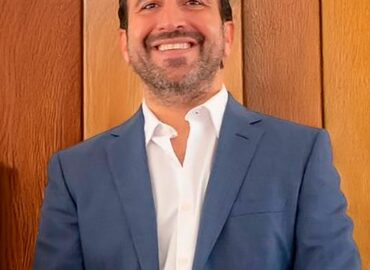 Oscar Larach refuerza su compromiso con el fútbol hondureño y el bienestar social