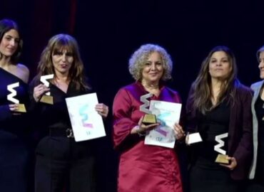 Formación Universitaria se corona con el Premio Platino a la mejor institución académica en los Premios Excelencia Educativa 2025