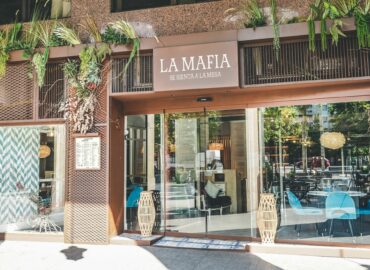 La Mafia se sienta a la mesa celebra 25 años con una nueva identidad de marca que celebra lo especial de lo cotidiano y lo convierte en memorable