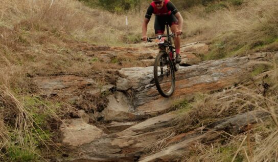 La Sierra Norte se vuelca con el deporte: Atienza acoge la II Conquista de Thitia MTB