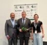 El ex presidente de FEFCAM, premiado por su compromiso con la farmacia rural