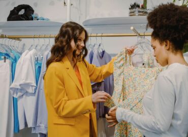 De dependiente a asesor: cómo la tecnología RFID está transformando al empleado en tienda