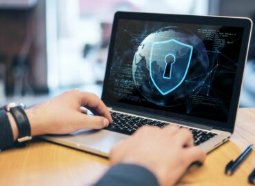 Cdmon avisa de los nuevos riesgos de seguridad en internet: «Tener un antivirus ya no es suficiente»