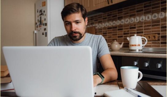 Estudiar sin poner en pausa tu vida, el futuro de la educación ya llegó, según Tecmilenio