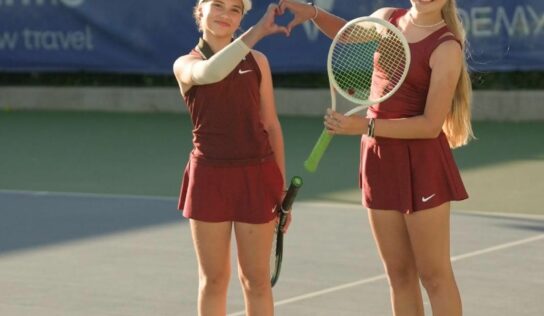 Tenistas de diferentes países pero con las mismas sonrisas