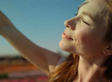 Expertos de OPTICA2000 alertan sobre la necesidad de proteger los ojos del sol durante el verano