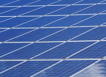 ADEL impulsa las renovables en la Sierra Norte con 200.000 euros en ayudas