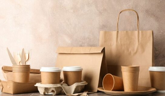 Más del 50% de los hosteleros apuesta ya por envases sostenibles, con el cartón como protagonista