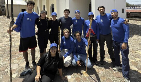 Jóvenes lasallistas apuestan por la paz: Más de 40 kilómetros de fe transforman la Sierra Tarahumara en santuario de esperanza