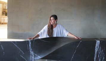 Verónica Mar esculpe la energía invisible inspirada en la naturaleza y presenta ‘Echoes of water’ en NY