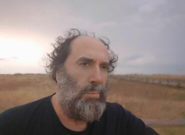 Mikel Urmeneta reduce el arte a un acto de fe con una obra preconceptual no compartida alojada en su mente.