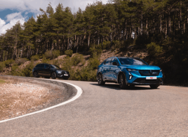 Vacaciones sobre ruedas: cinco coches perfectos desde 15 euros al día