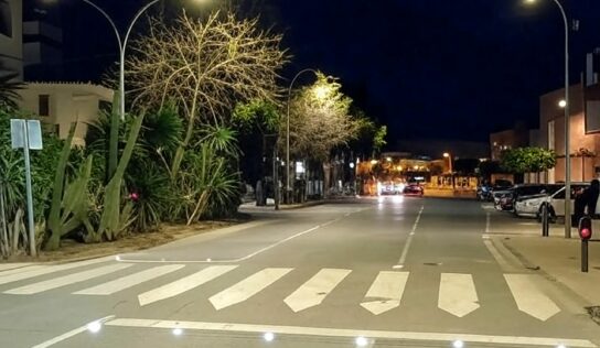 Pasos de peatones inteligentes TESLEC en 80 municipios sevillanos