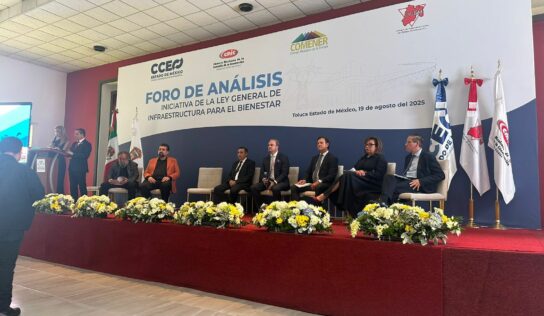 Óscar Mora lidera voz empresarial en el Foro de Análisis