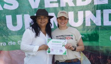 Voluntariado de Holanda reforesta de corazón la Sierra de Guadalupe
