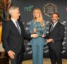 Esther Alcocer Koplowitz, galardonada con el Premio de Oro Eduardo Barrachina 2025