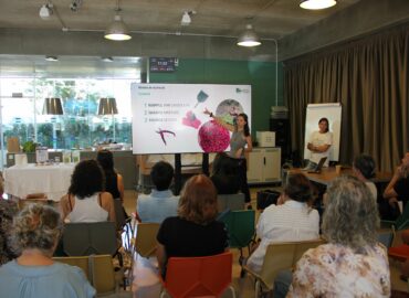 Exploran la viabilidad de crear y comercializar nuevos alimentos a base de escaramujos, endrinas, bellotas o piñas verdes mallorquinas