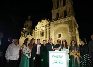 Iluminan Iberdrola México y el Gobierno de Coahuila la Catedral de Santiago Apóstol