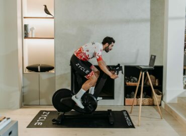 Arranca la temporada con ZBike Infinity: innovación y realismo para un indoor sin límites