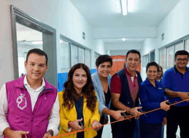 Fundación DEACERO impulsa el desarrollo comunitario con la inauguración de aula tecnológica en Guadalupe, Nuevo León