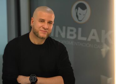 Jose Moraleda: el especialista que está poniendo cordura en el mundo de la micropigmentación capilar