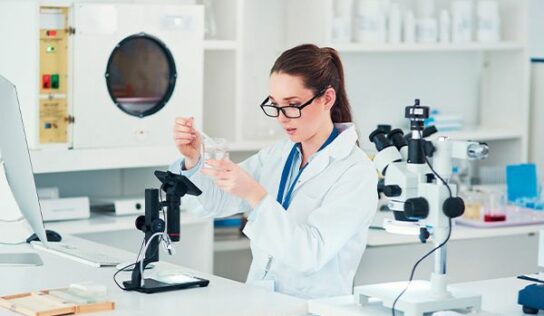 Formación Universitaria presenta el FP Preparatorio de Técnico Medio en Operaciones de Laboratorio