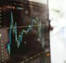 Capital.com analiza la situación del oro en los mercados actuales