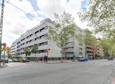 NN Working presenta un gran espacio sanitario disponible para alquiler en la zona alta de Barcelona