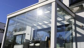 Aluvidal apuesta por las cortinas de vidrio en Zaragoza para espacios más funcionales y estéticos