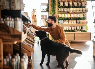 Sustainable Pet Food Foundation: dos encuestas muestran un aumento hacia dietas sostenibles para mascotas