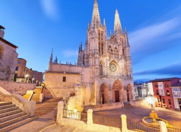 KAYAK: Alemanes, daneses y franceses lideran búsquedas para viajar a España en 2025