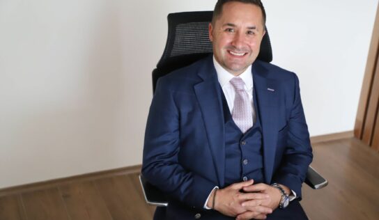 Julián Fernández analiza cómo México se convierte en país clave en comercio internacional