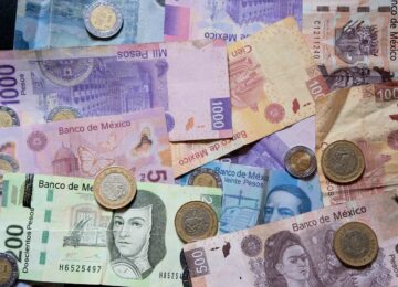Capital.com: el peso mexicano cierra el año como una de las divisas más líquidas emergentes
