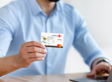 Importancia de establecer límites y controles en las tarjetas de empresa, según Edenred