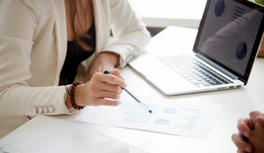 MIR ASSESSORS refuerza su propuesta de asesoría laboral en Torrefarrera para PYMEs y autónomos mediante la externalización profesional