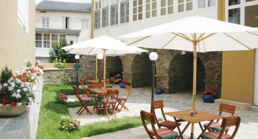 Alojamiento y servicios: criterios de calidad y confianza Alojamiento y servicios: criterios de calidad y confianza