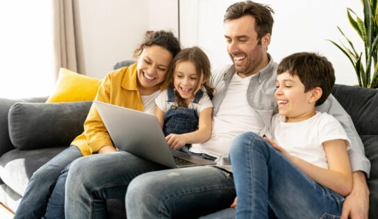 Menos redes, más felicidad: Tecmilenio explora el Reporte Mundial de la Felicidad 2026