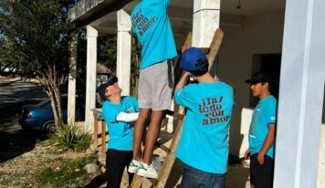 The Wingate School comparte talleres sobre respeto y valor propio con niñas y niños en comunidades mayas