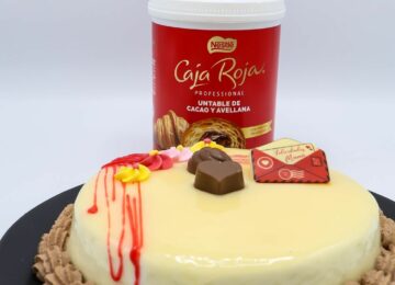 El Obrador de Goya lanza por primera vez una tarta hecha con la icónica Caja Roja® de Nestlé, para el Día de la Madre