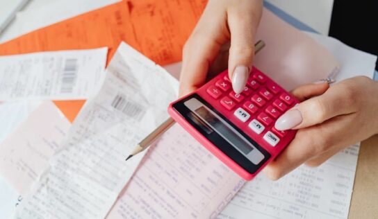 CREDIATOR presenta la gestión de la deuda como primer paso hacia la estabilidad económica y la tranquilidad financiera
